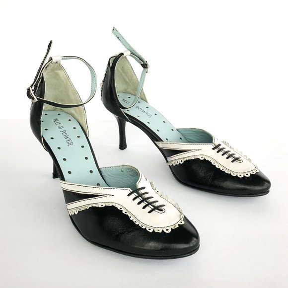 D'Orsay-Inspired Ankle Strap Pump - Picture 2 of 8